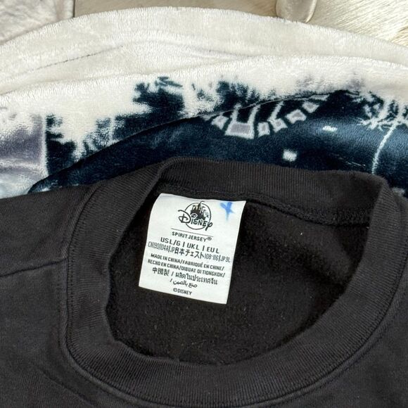 Disneyland Cinderella's Castle Adult Large Spirit Jersey Polar Fleece Pullover - Picture 9 of 9